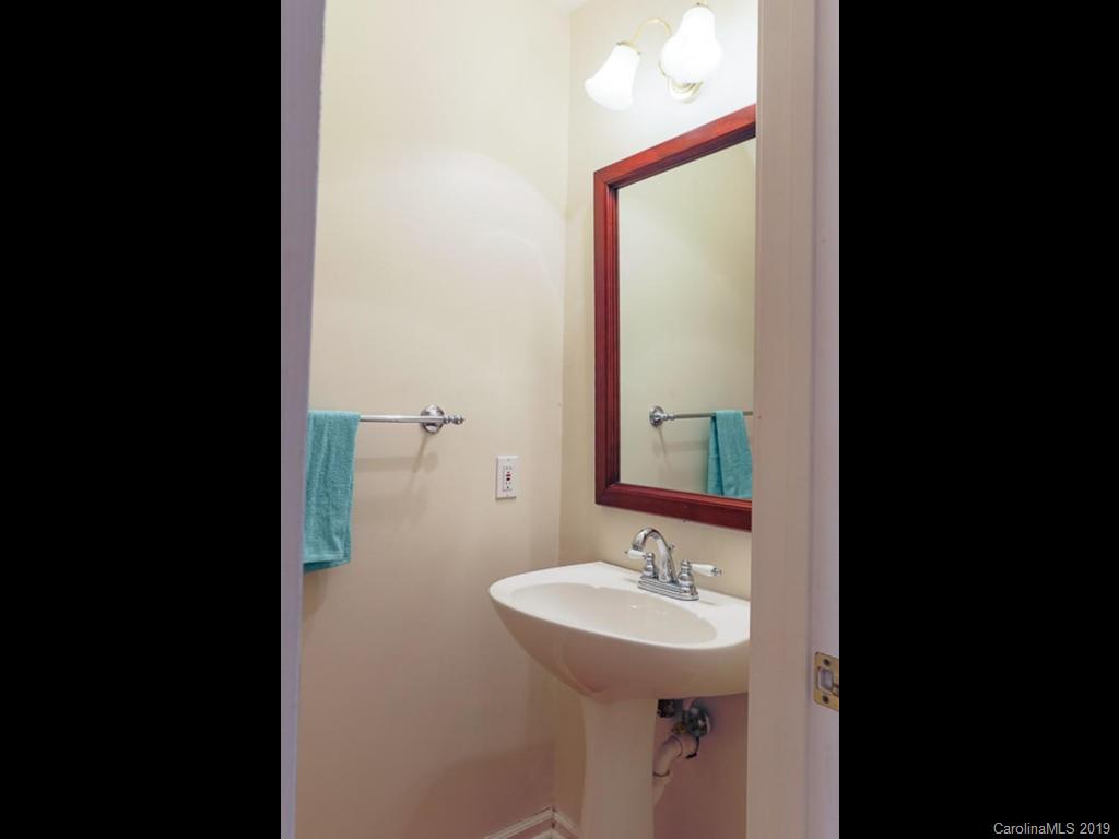 113 Forest Lake Drive Asheville NC 28803