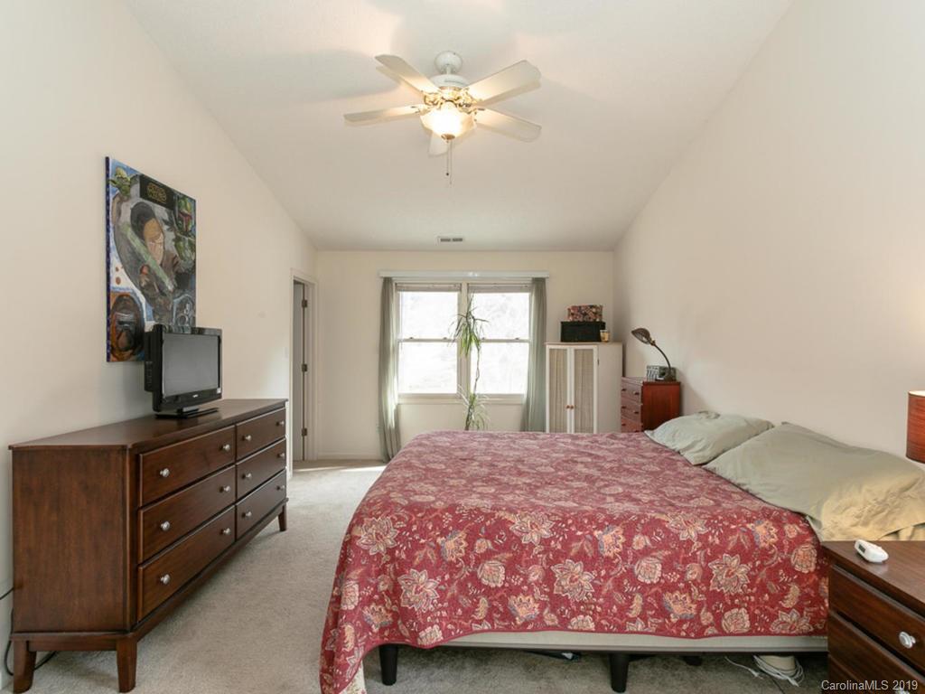 113 Forest Lake Drive Asheville NC 28803