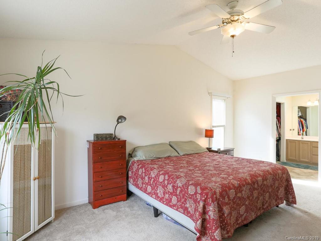 113 Forest Lake Drive Asheville NC 28803