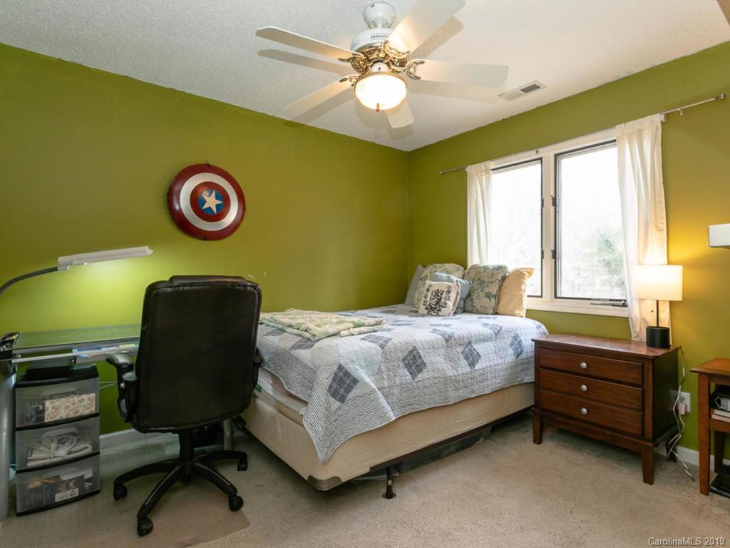 113 Forest Lake Drive Asheville NC 28803