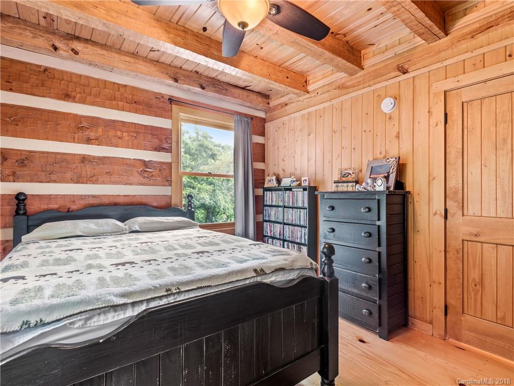 1405 Cathey Cove Road Waynesville NC 28786