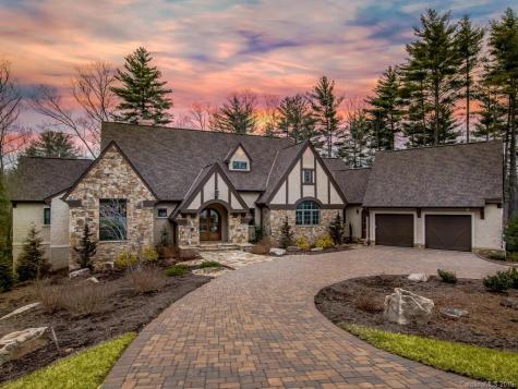 9 Burnham Way Asheville NC 28803