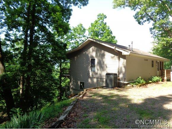 208 Tuckaway Road Waynesville NC 28785