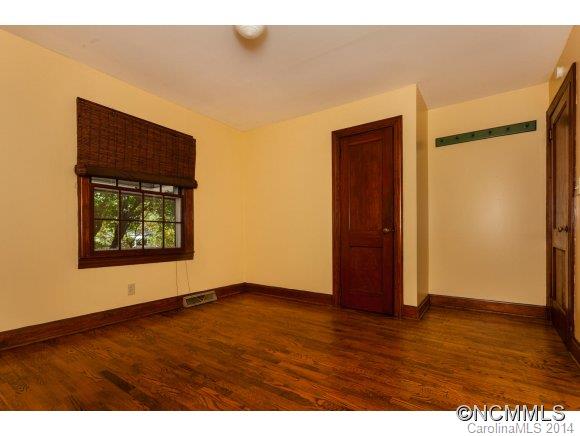 70 Rumbough Place Asheville NC 28806