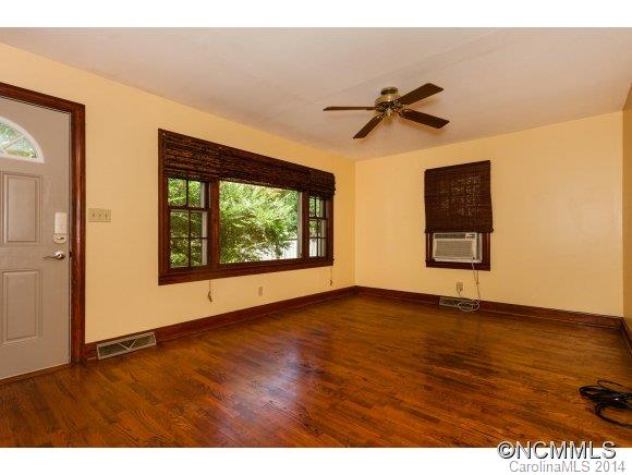 70 Rumbough Place Asheville NC 28806
