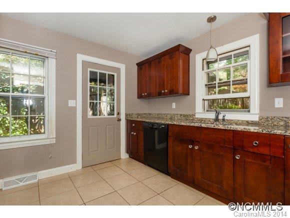 70 Rumbough Place Asheville NC 28806