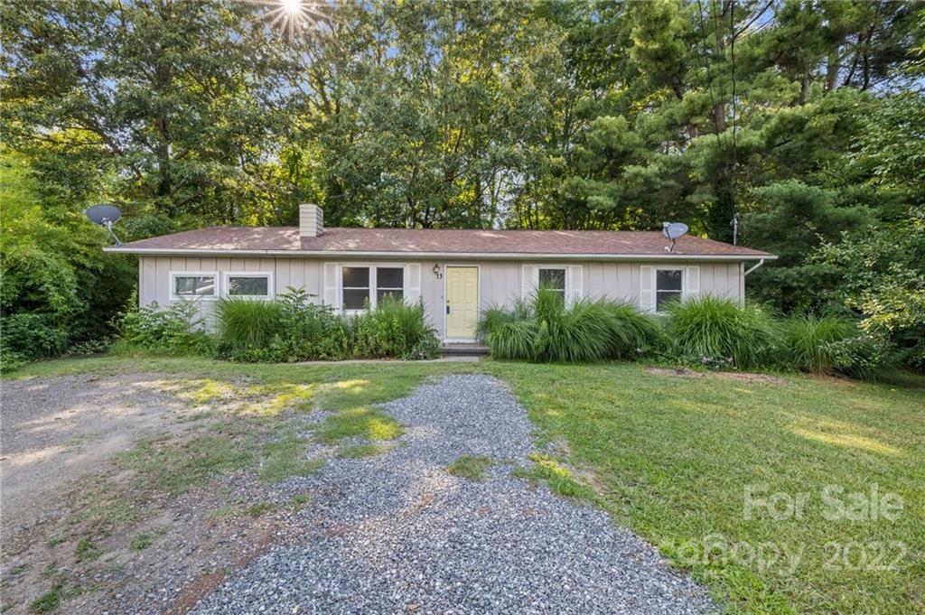 13 Gilliam Place Asheville NC 28801