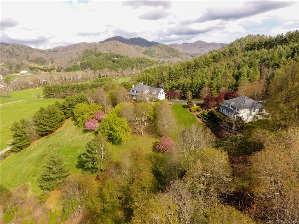 232/234 Maple Spring Road Banner Elk NC 28604