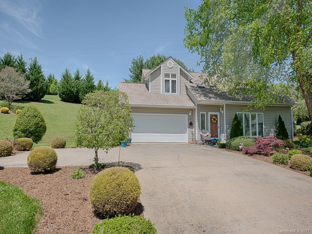 12 Lady Bug Lane Leicester NC 28748