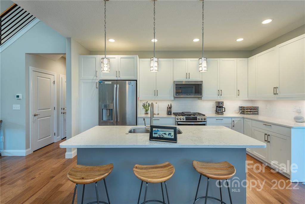 18 Water Pointe Way Weaverville NC 28787
