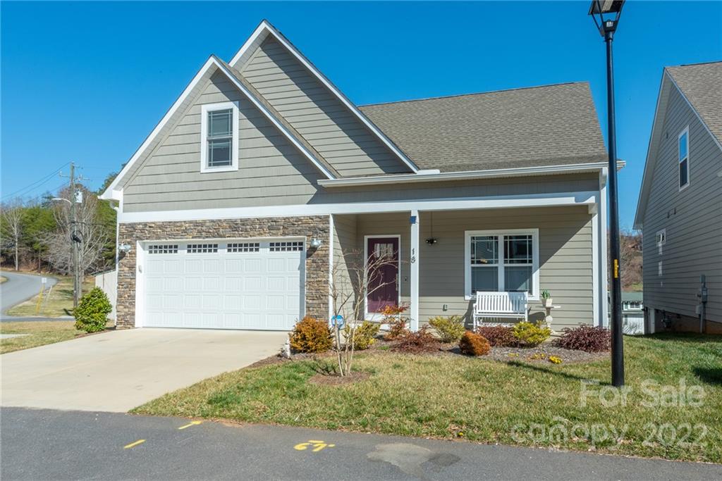18 Water Pointe Way Weaverville NC 28787