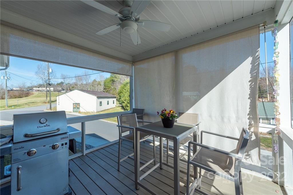 18 Water Pointe Way Weaverville NC 28787
