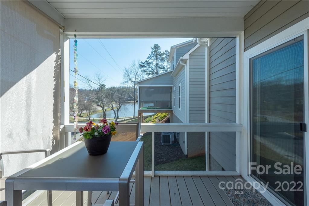 18 Water Pointe Way Weaverville NC 28787