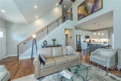18 Water Pointe Way Weaverville NC 28787