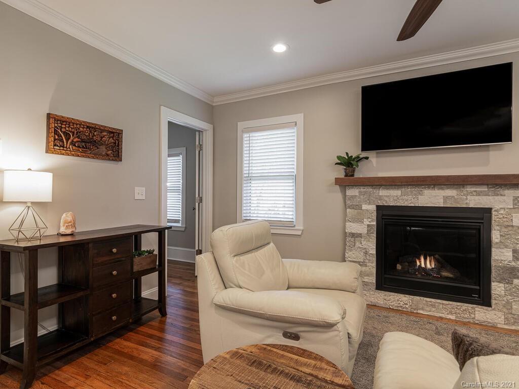 12 North Street Asheville NC 28801