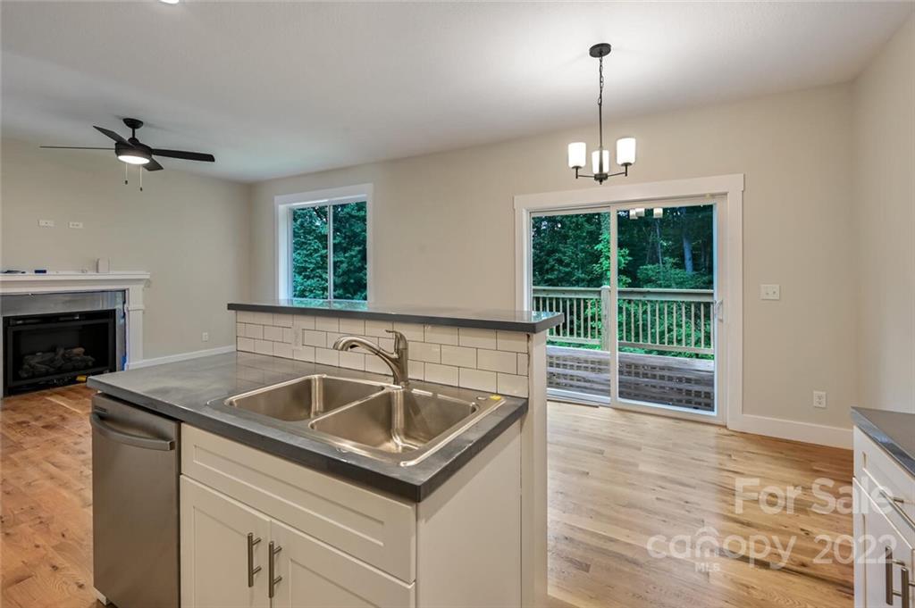 25 Loblolly Lane Asheville NC 28803