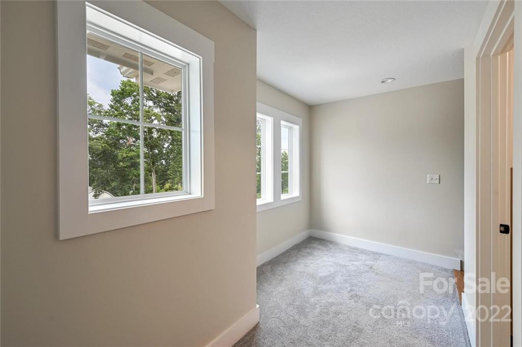 25 Loblolly Lane Asheville NC 28803
