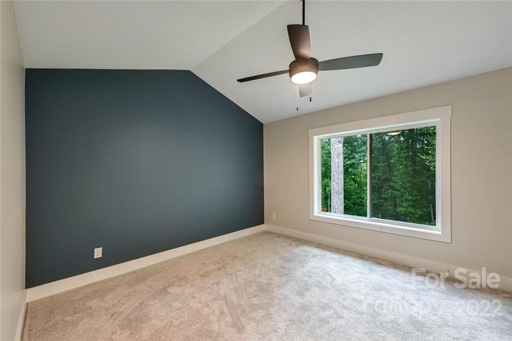 25 Loblolly Lane Asheville NC 28803