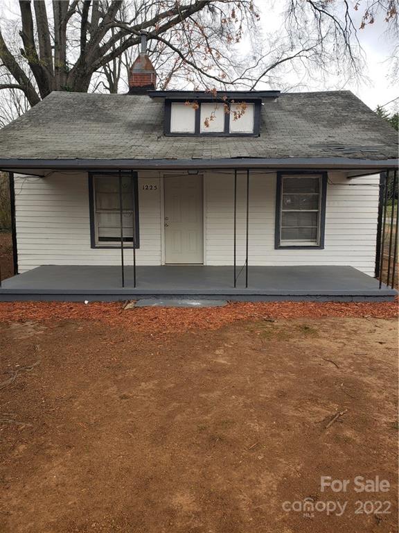 1225 4th Street Statesville NC 28677