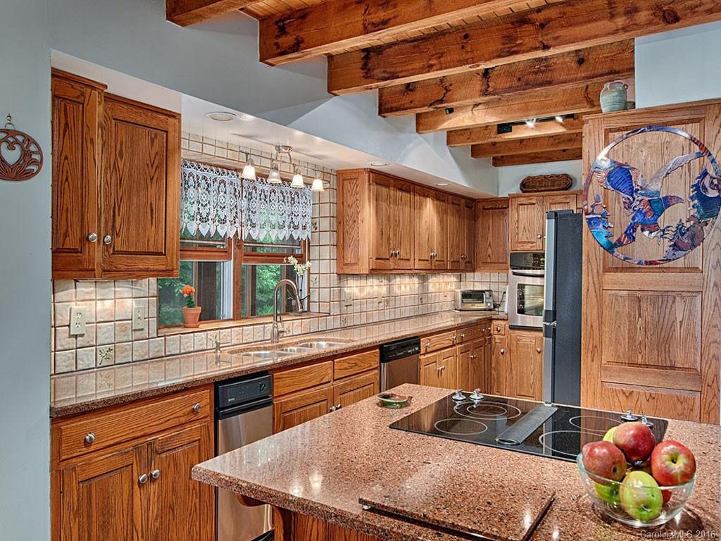 186 Merrills Chase Road Asheville NC 28803