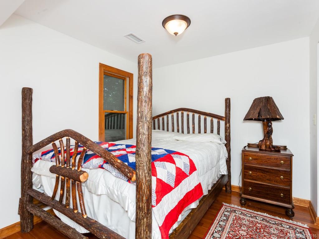 432 Reservoir Road Burnsville NC 28714