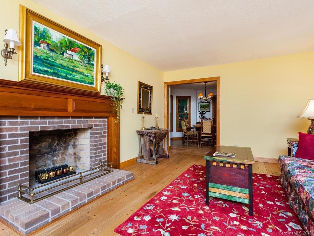 432 Reservoir Road Burnsville NC 28714