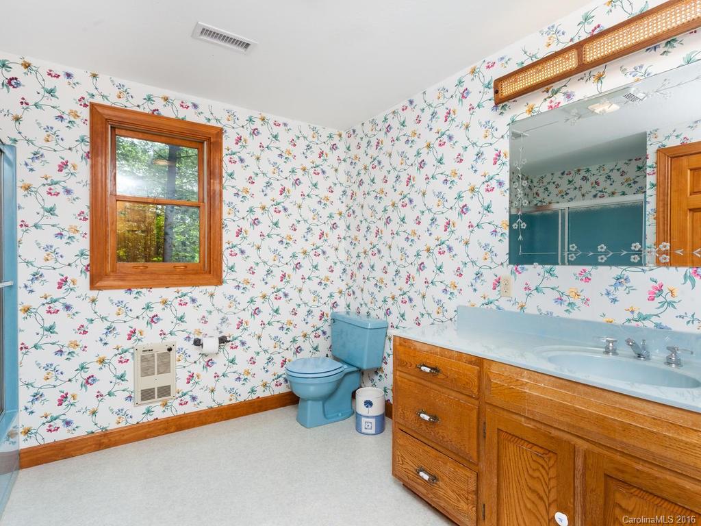 432 Reservoir Road Burnsville NC 28714