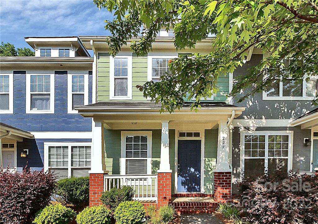 229 Hurston Circle Charlotte NC 28208
