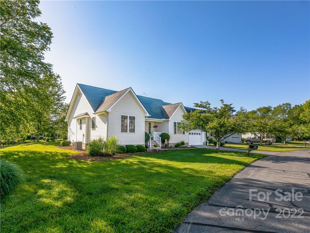 215 Blue Heron Drive Mills River NC 28759