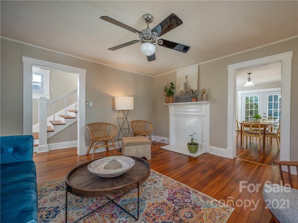 67 Ora Street Asheville NC 28801
