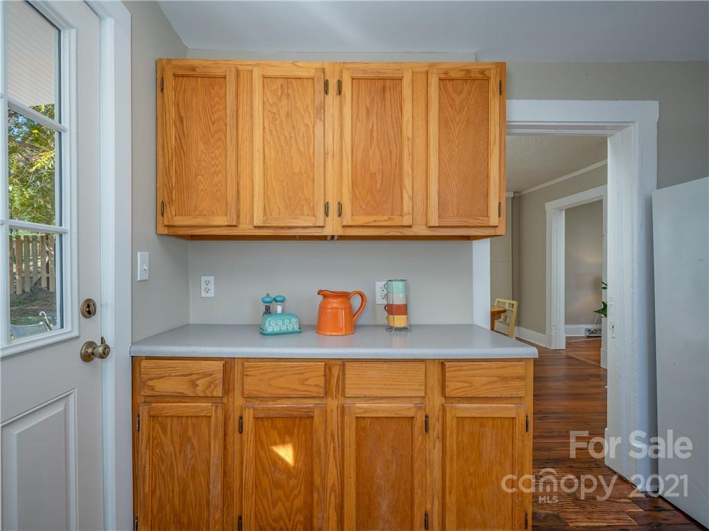 67 Ora Street Asheville NC 28801