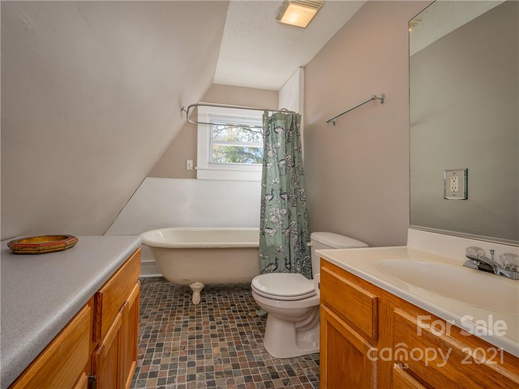 67 Ora Street Asheville NC 28801