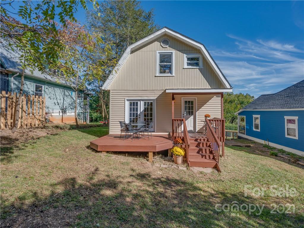 67 Ora Street Asheville NC 28801