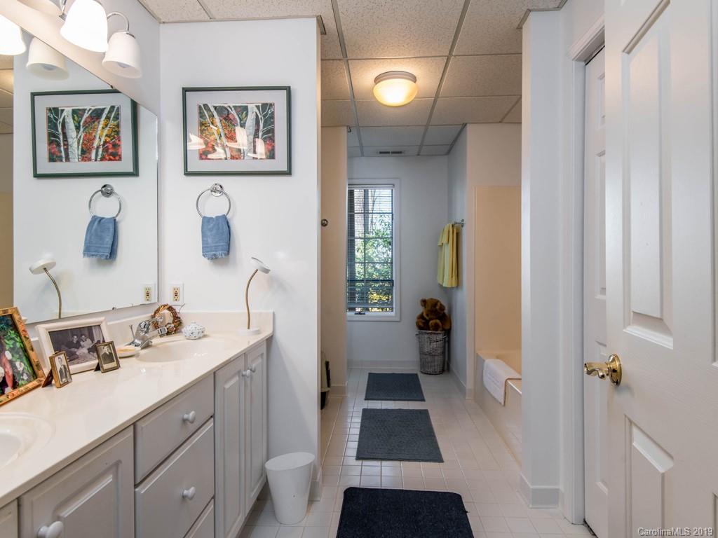 113 Galloway Drive Asheville NC 28803
