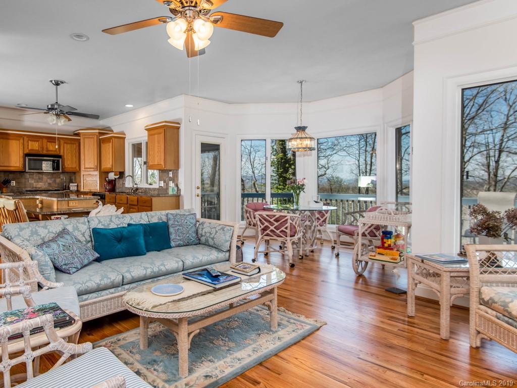 113 Galloway Drive Asheville NC 28803