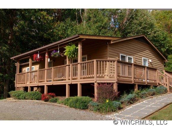 131 Dahlia Lane Waynesville NC 28785
