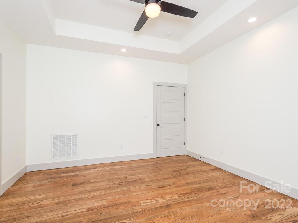 280 Justice Ridge Road Candler NC 28715