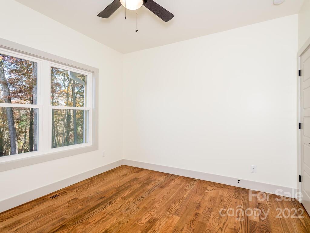 280 Justice Ridge Road Candler NC 28715