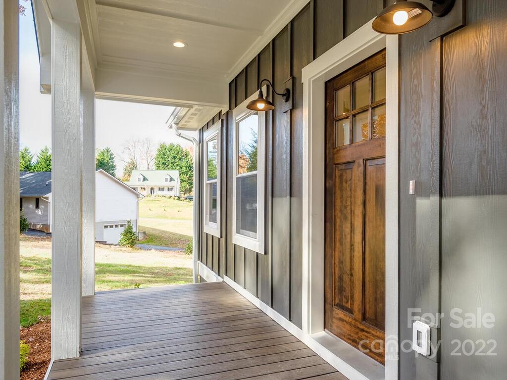280 Justice Ridge Road Candler NC 28715