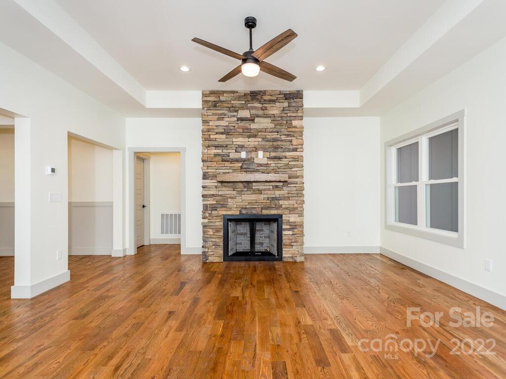 280 Justice Ridge Road Candler NC 28715