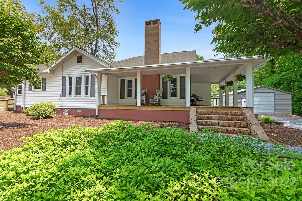 36 White Oak Lane Brevard NC 28712