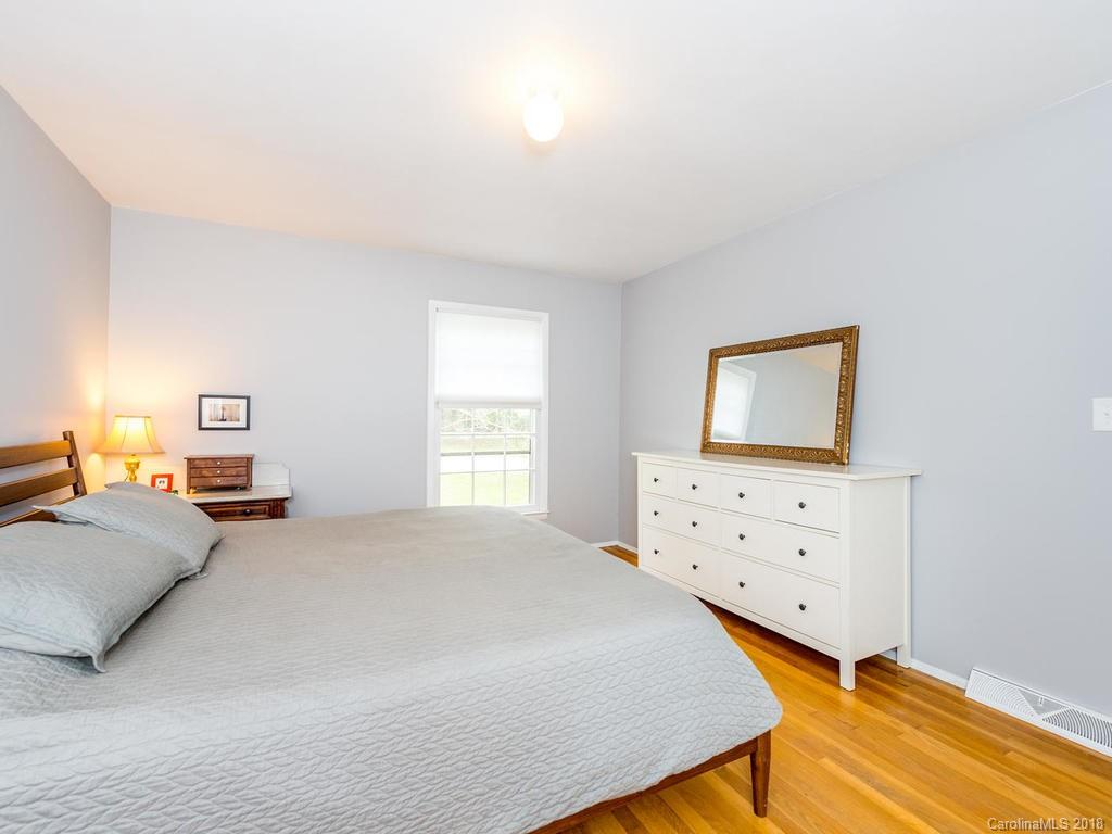 104 Bent Creek Ranch Road Asheville NC 28806