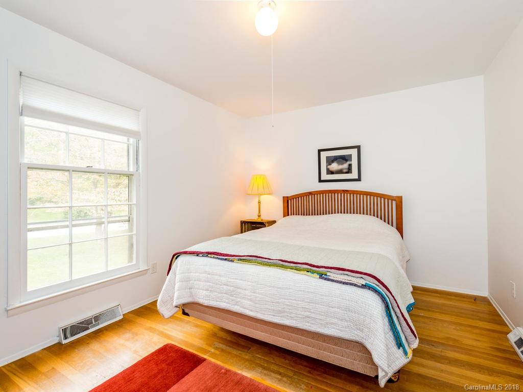 104 Bent Creek Ranch Road Asheville NC 28806