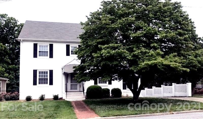 424 1st Avenue NW Hickory NC 28601
