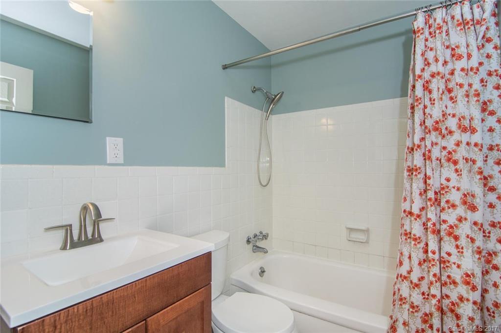 7 Lakeside Drive Asheville NC 28806