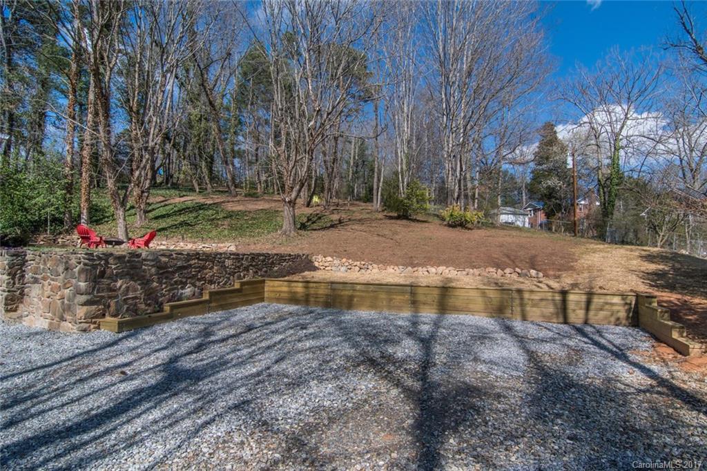 7 Lakeside Drive Asheville NC 28806