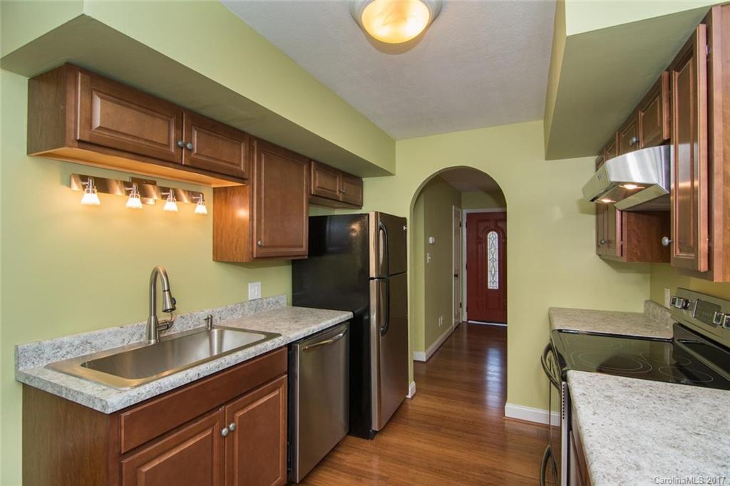 7 Lakeside Drive Asheville NC 28806