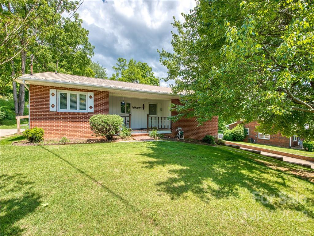 214 Spruce Street Canton NC 28716