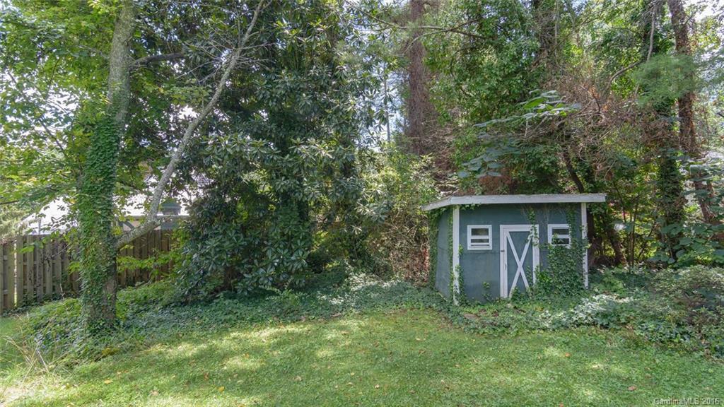 28 Forest Road Asheville NC 28803