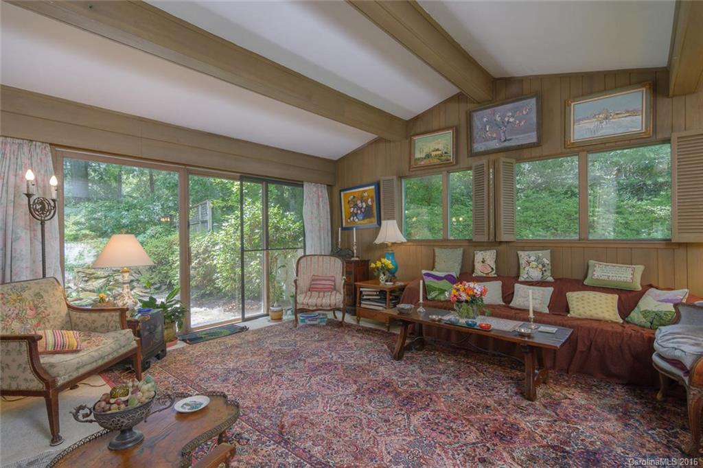 28 Forest Road Asheville NC 28803